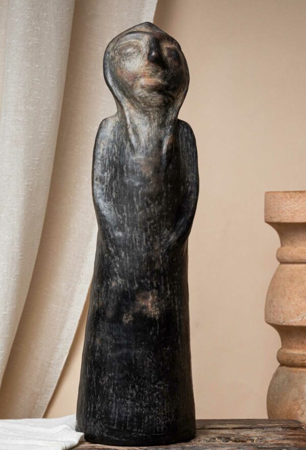 Dark Aroussa Figure